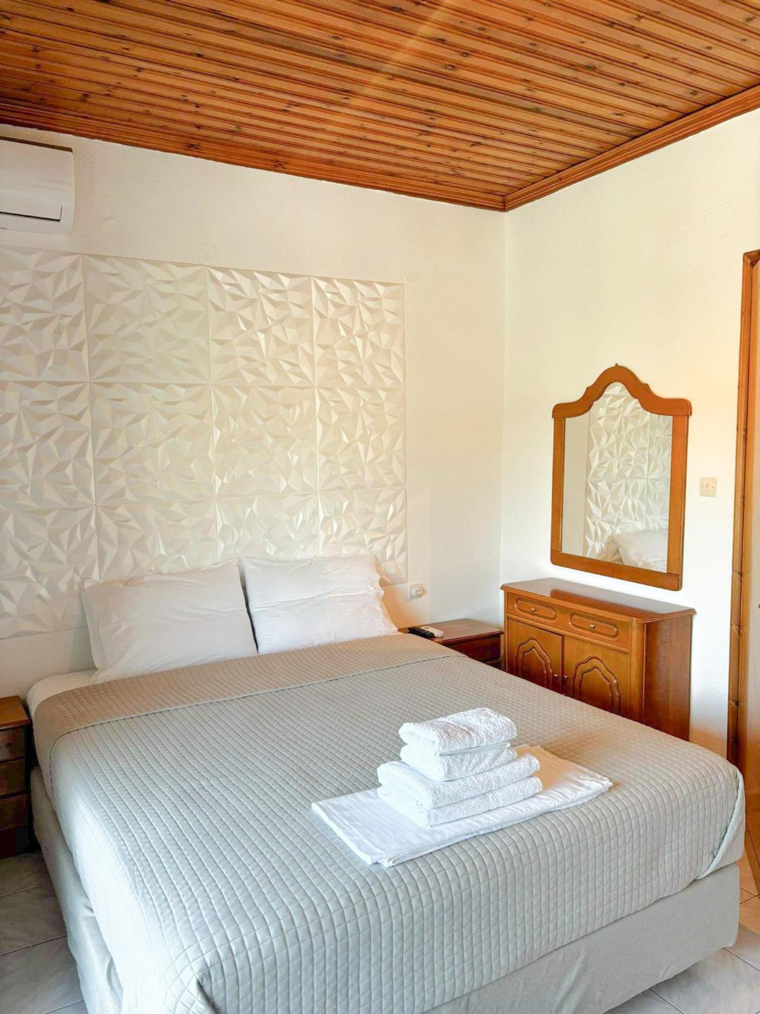 Mak Hotels Potos Exterior foto